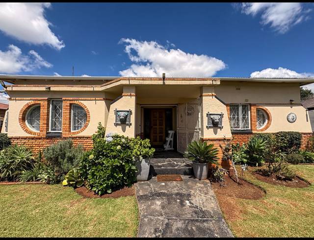 3 BEDROOM HOUSE TO LET IN BRENTHURST